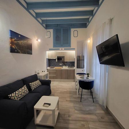 Apartamento Cuarta Puerta Centro Historico セビリア エクステリア 写真