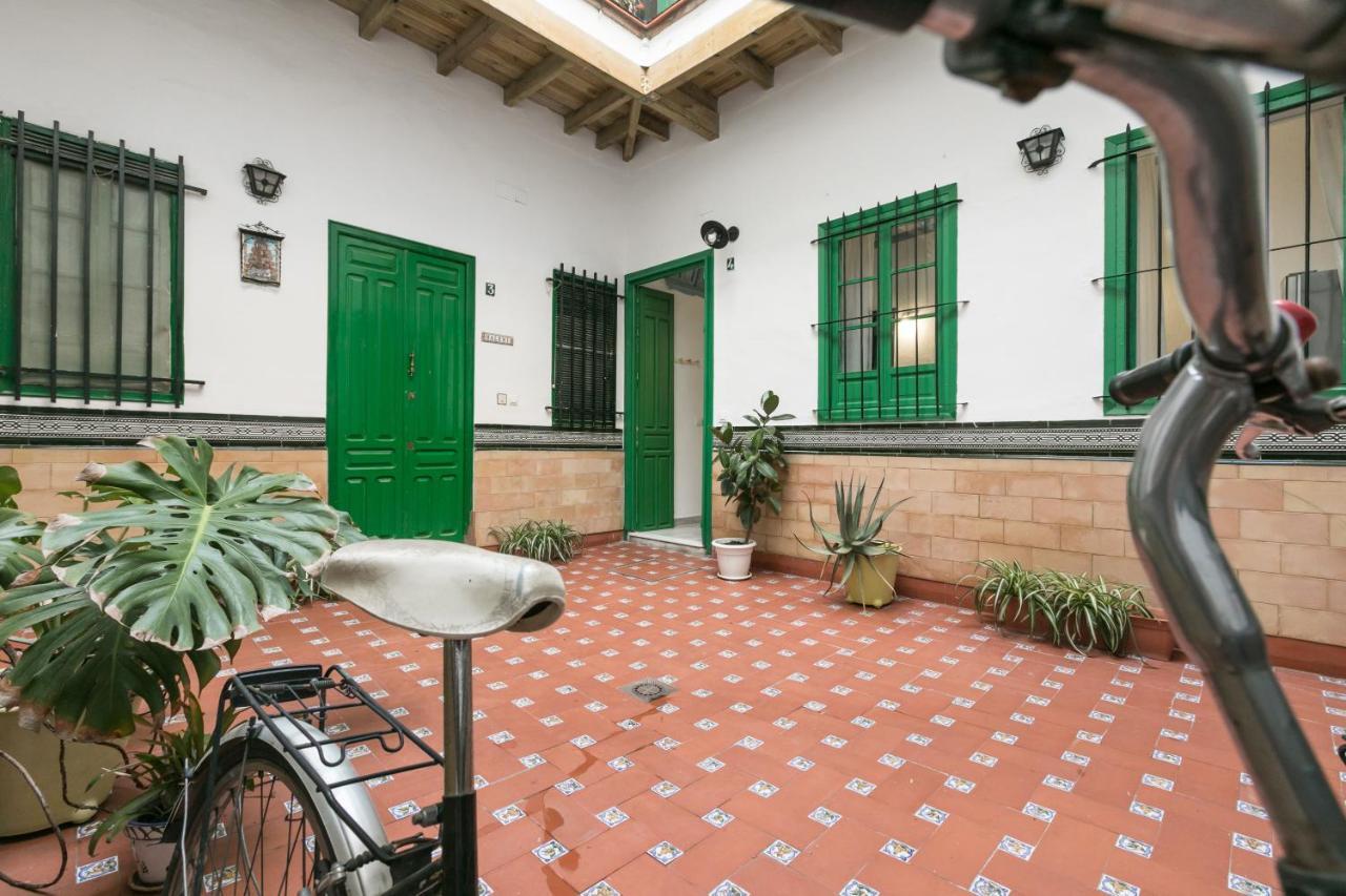 Apartamento Cuarta Puerta Centro Historico セビリア エクステリア 写真